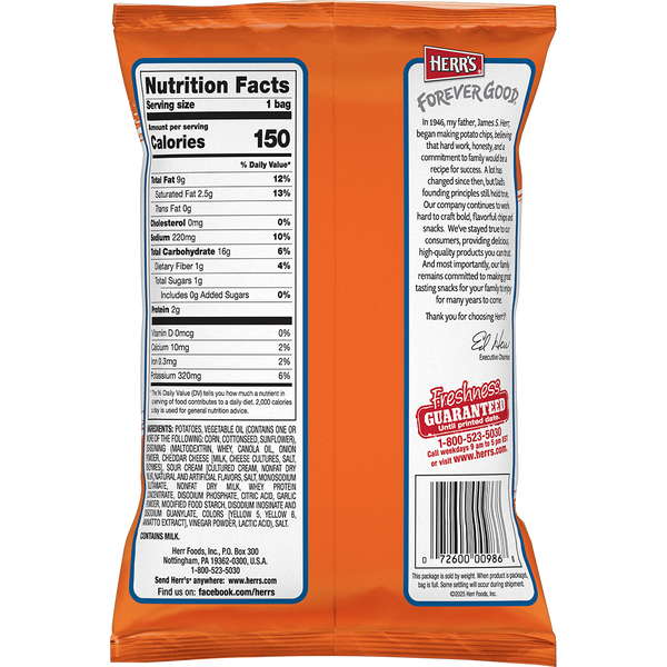 Herr's Cheddar and Sour Cream Ripple Potato Chip 1oz bag back