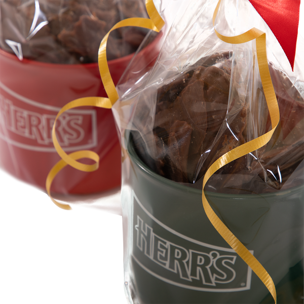 herrs-holiday-mug-chocolate-chips-red-green